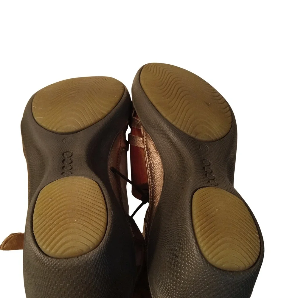 ECCO Felicia Womens Metallic Bronze TStrap Wedge Buckle Sandals Size 39 US 8-8.5